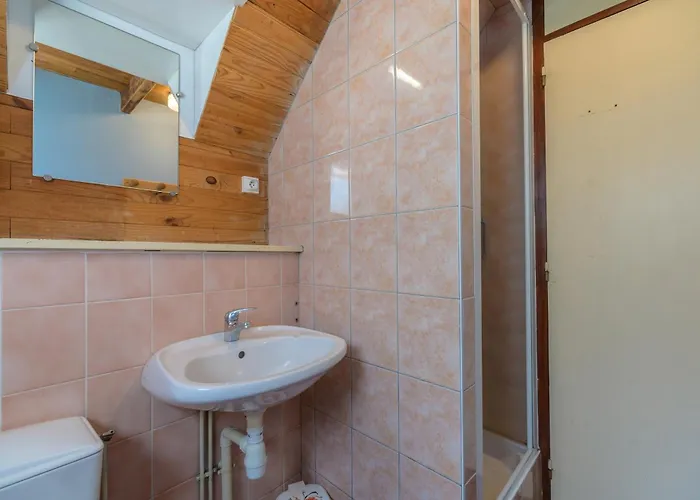 Les Moraines 8 勒索里